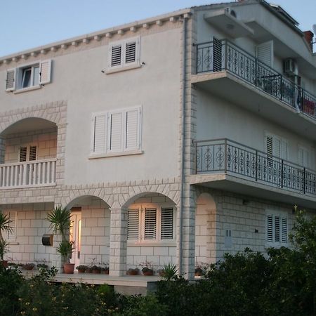 Apartments Vela Luka Ngoại thất bức ảnh