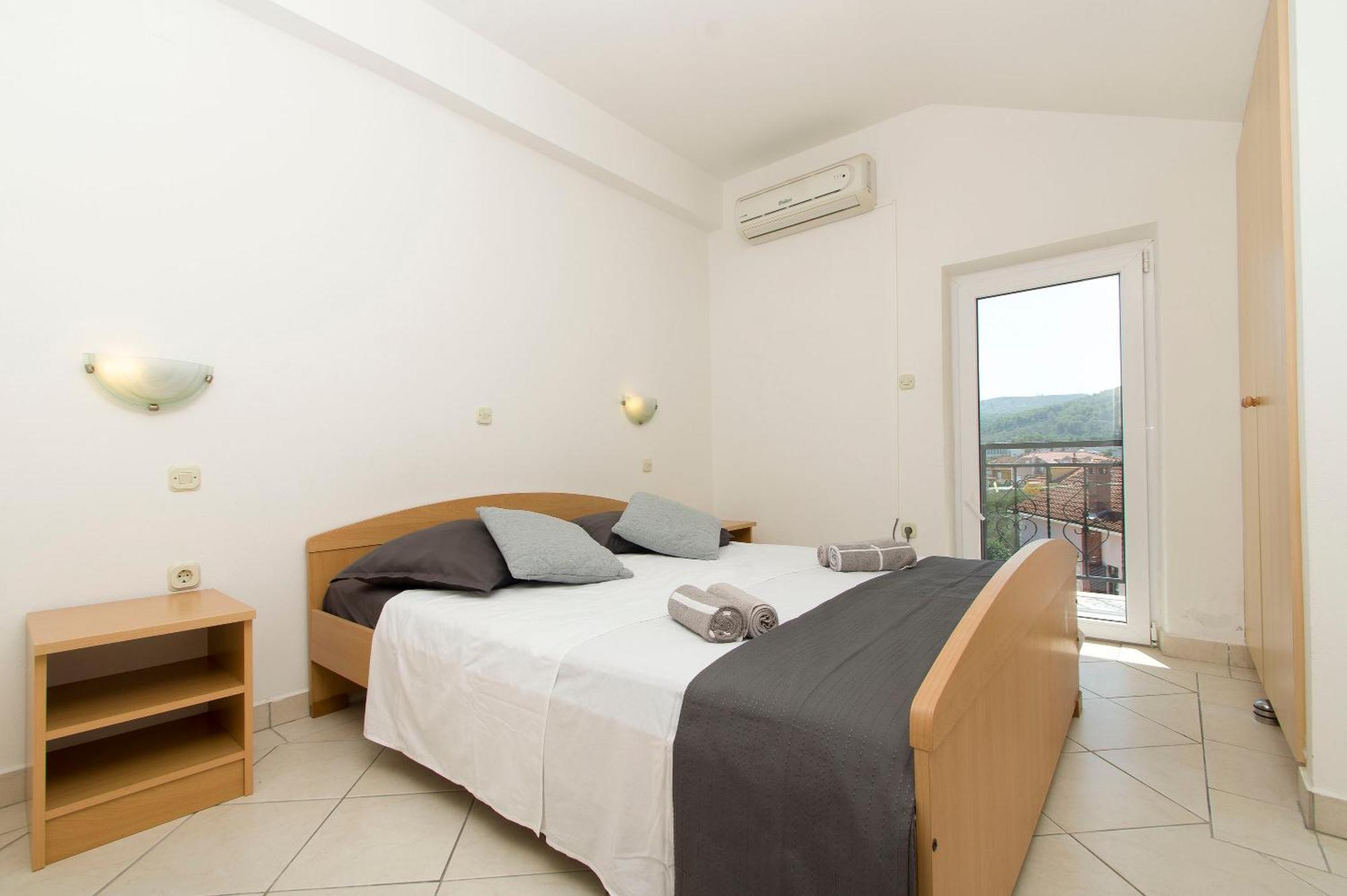 Apartments Vela Luka Ngoại thất bức ảnh