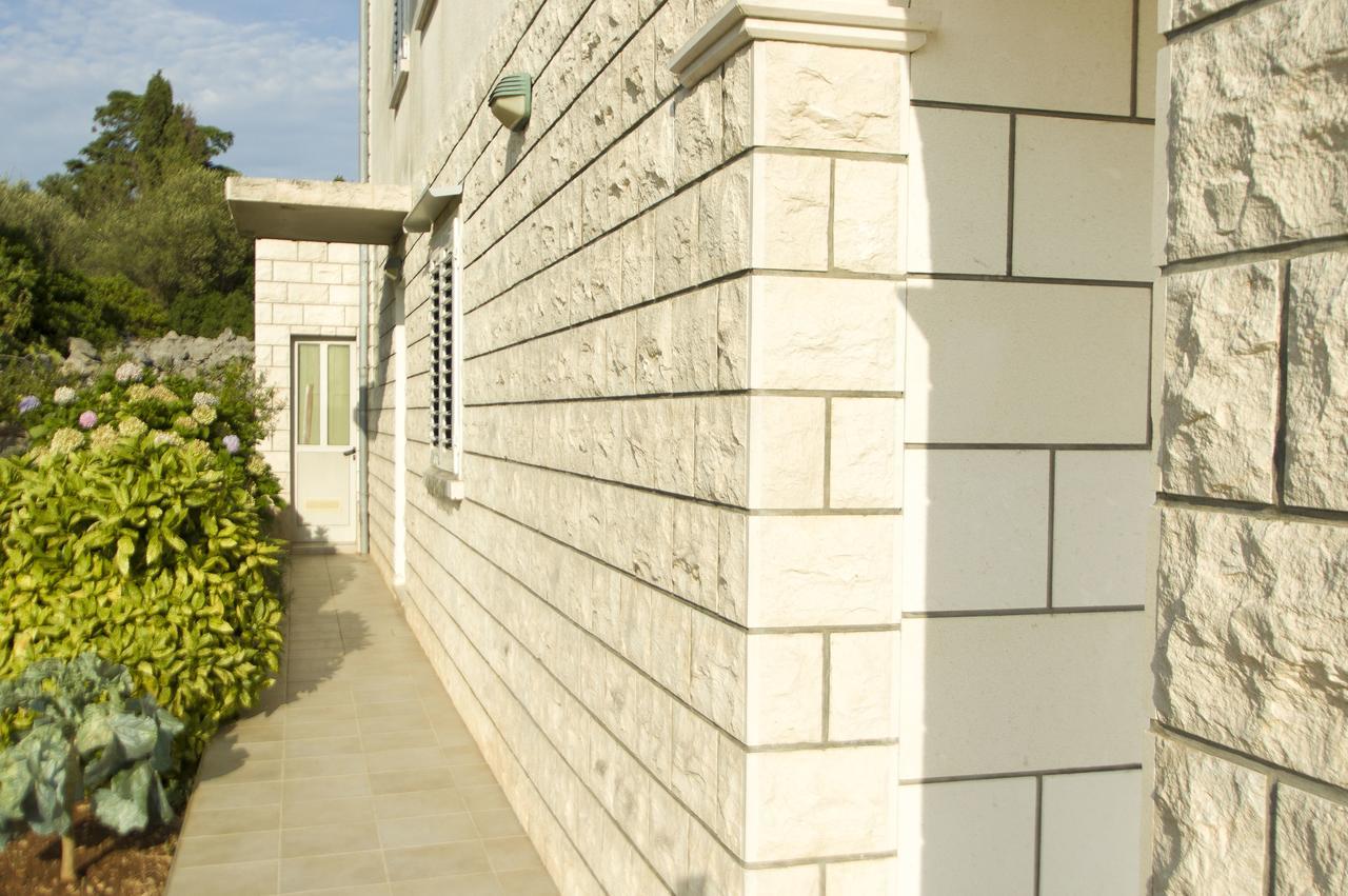 Apartments Vela Luka Ngoại thất bức ảnh