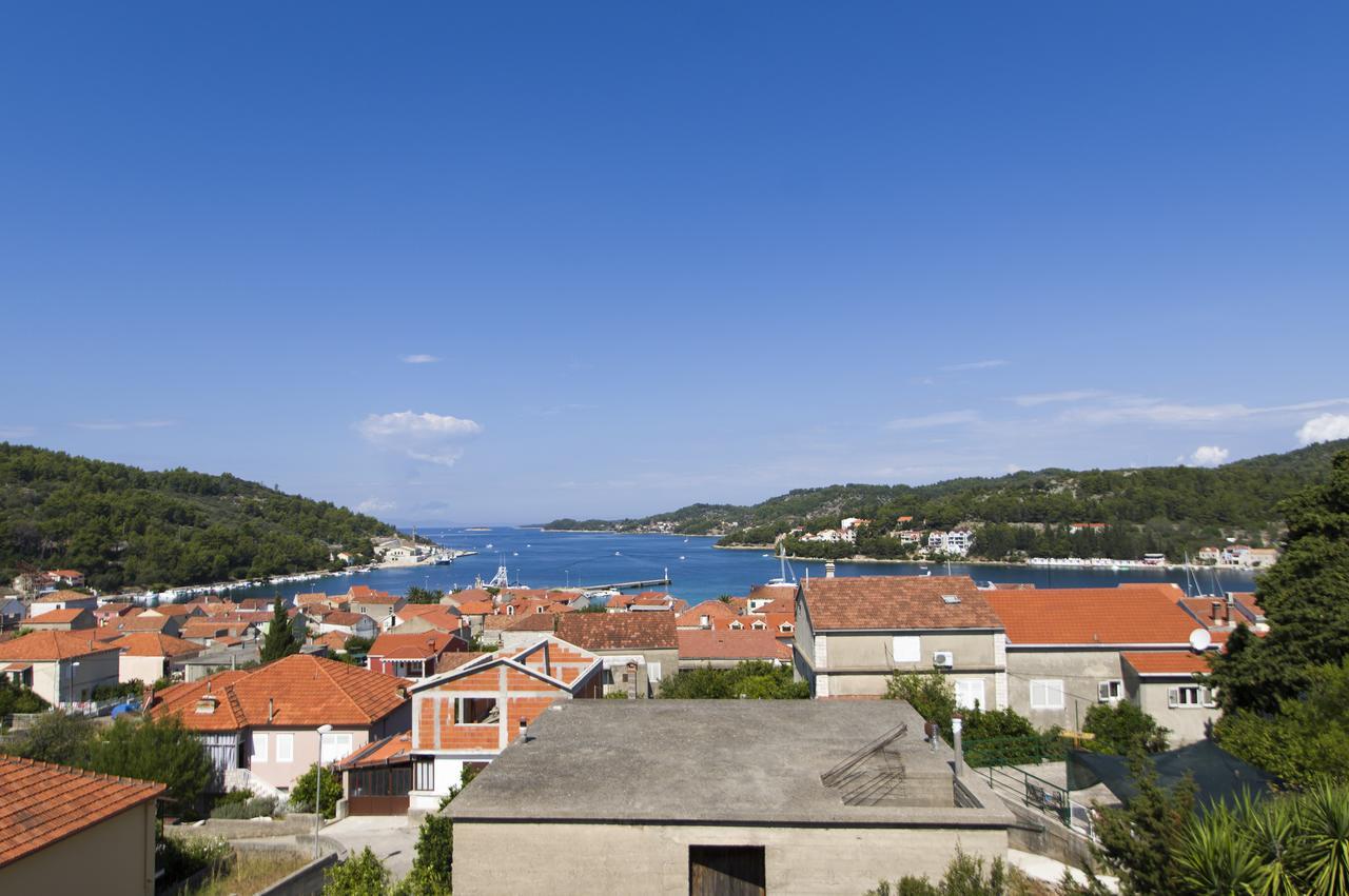 Apartments Vela Luka Ngoại thất bức ảnh