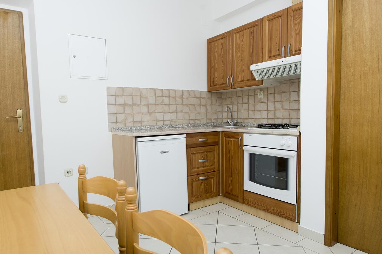 Apartments Vela Luka Ngoại thất bức ảnh
