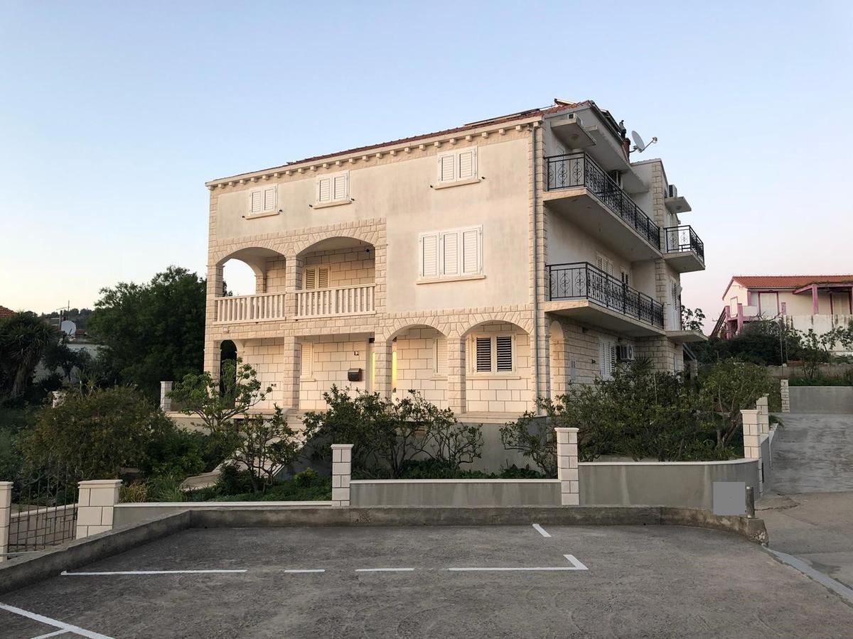 Apartments Vela Luka Ngoại thất bức ảnh